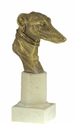 3157 Dog Trophy