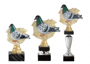 3208 Pigeon fowl and falconry Trophie